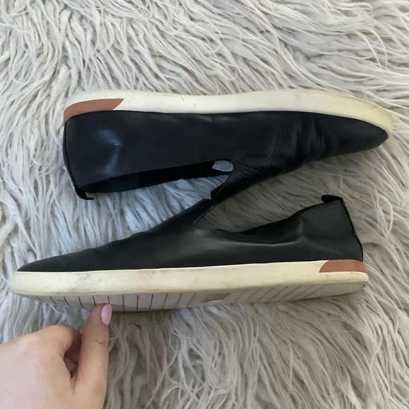 Vince Women’s Black Vero Matte Leather Slip-On Sneakers Size 7 - Picture 5 of 12